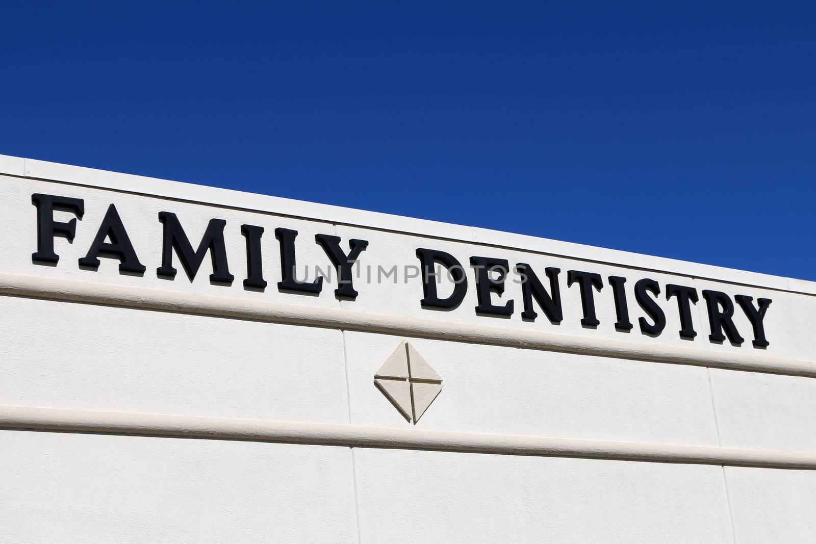 Family Dentist sign by jimmartin