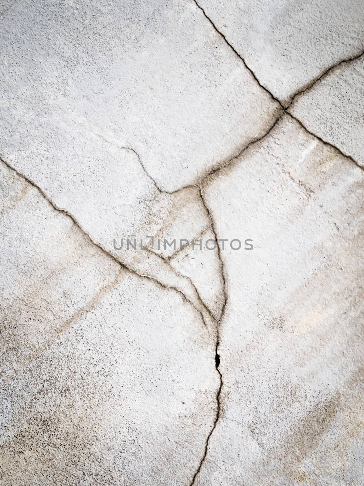 white plaster split with cracks by Ahojdoma