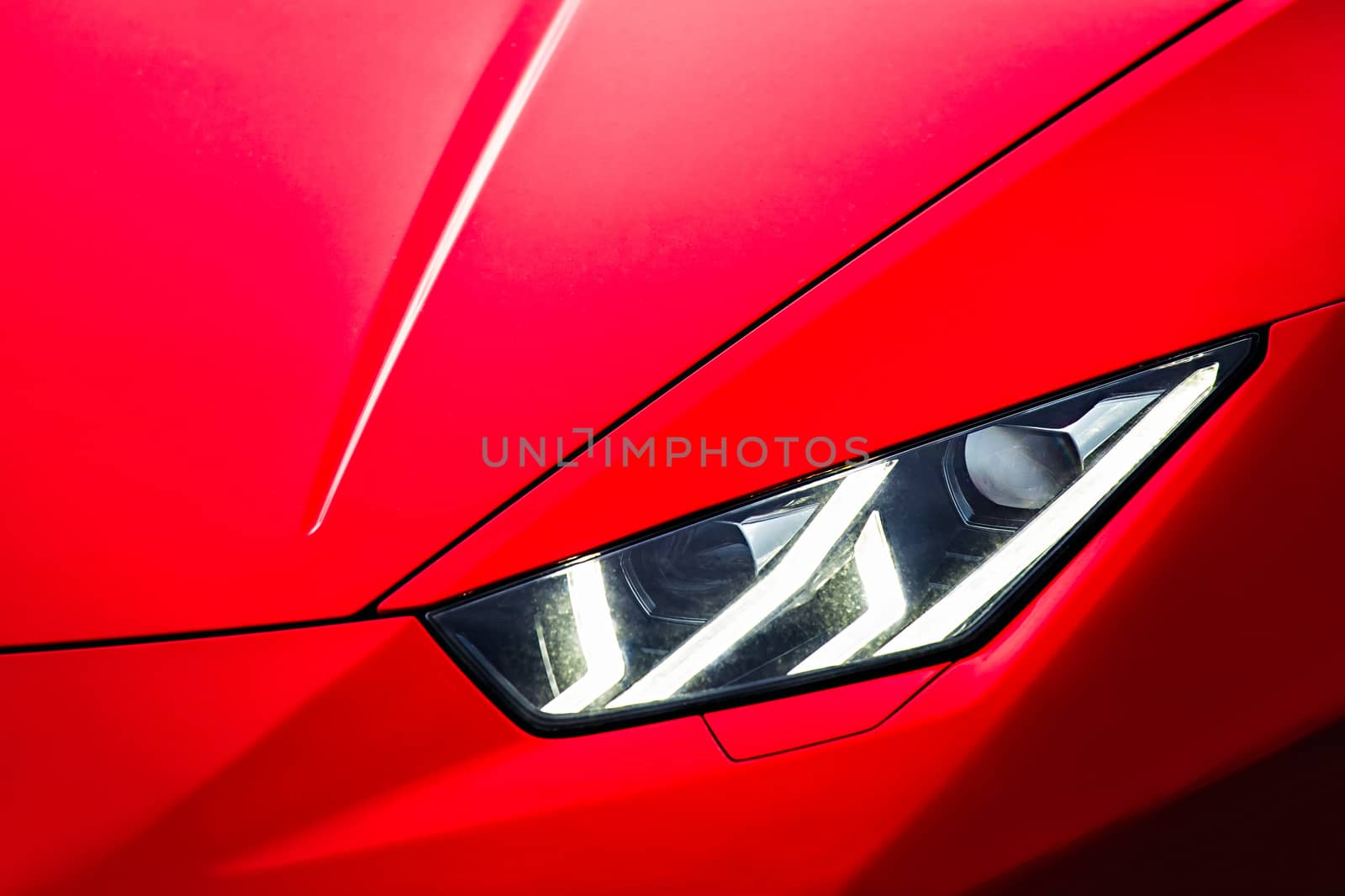 Front light of sport automobile