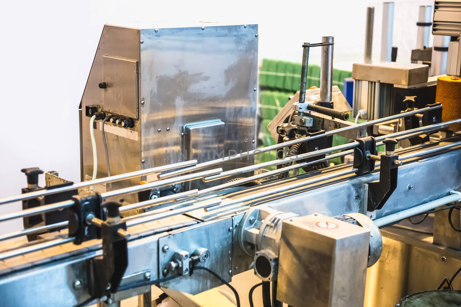Automatic packing line of conveyor. Pharmaceutical and chemical industry. Manufacture on factory