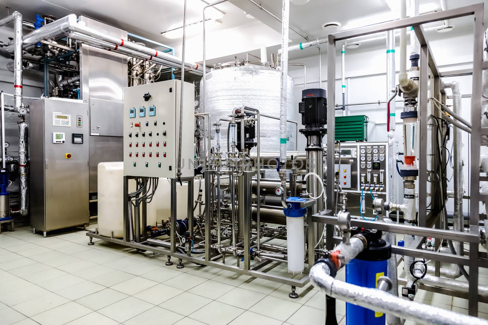 Water conditioning room and control way equipment on pharmaceutical industry or chemical plant