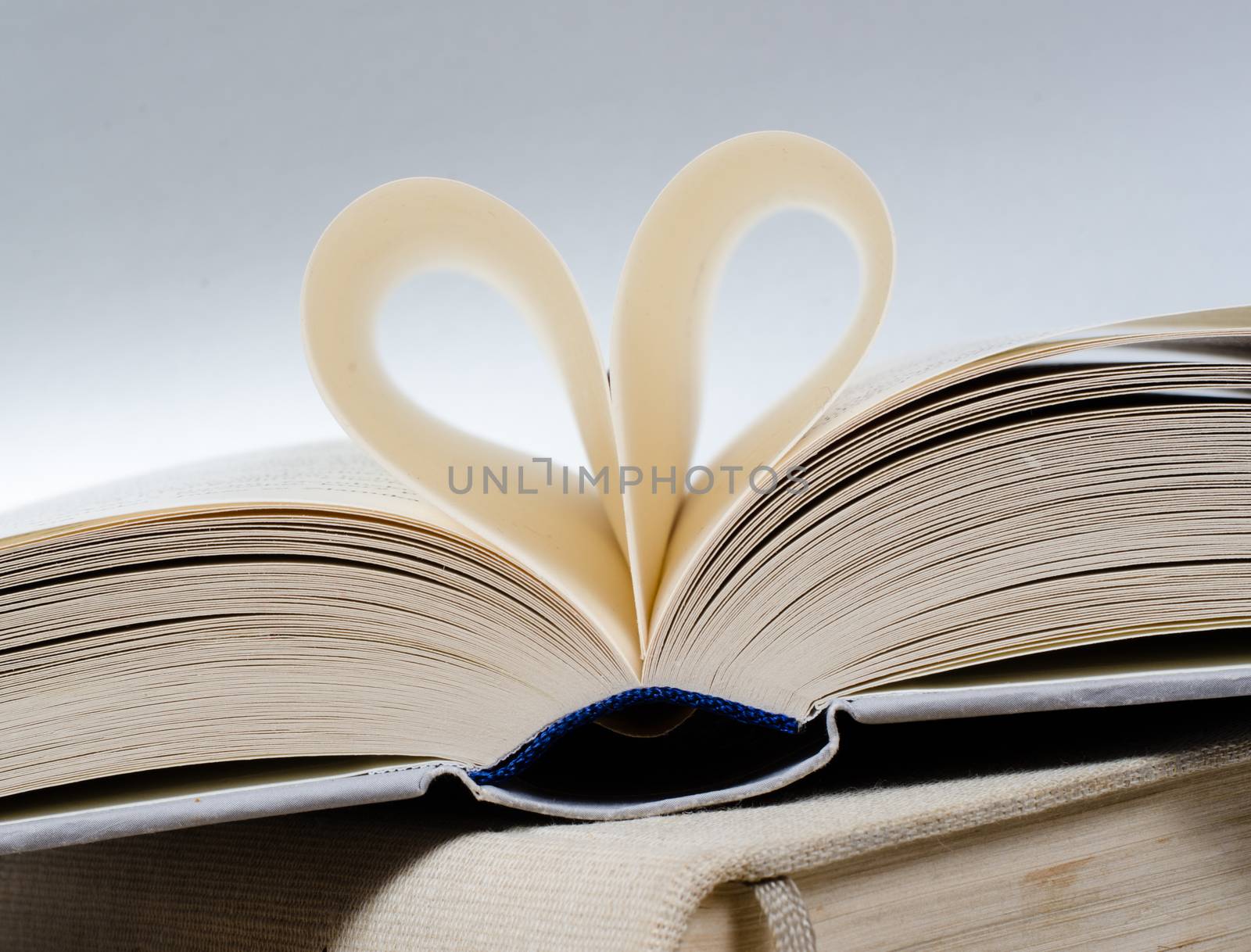 reading love