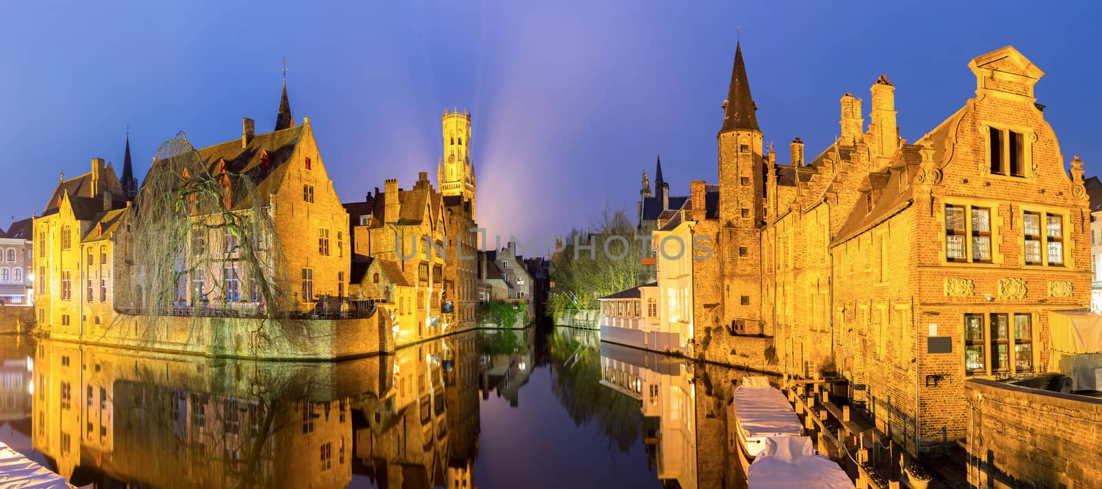 Bruges, Belgium at dusk. by vichie81