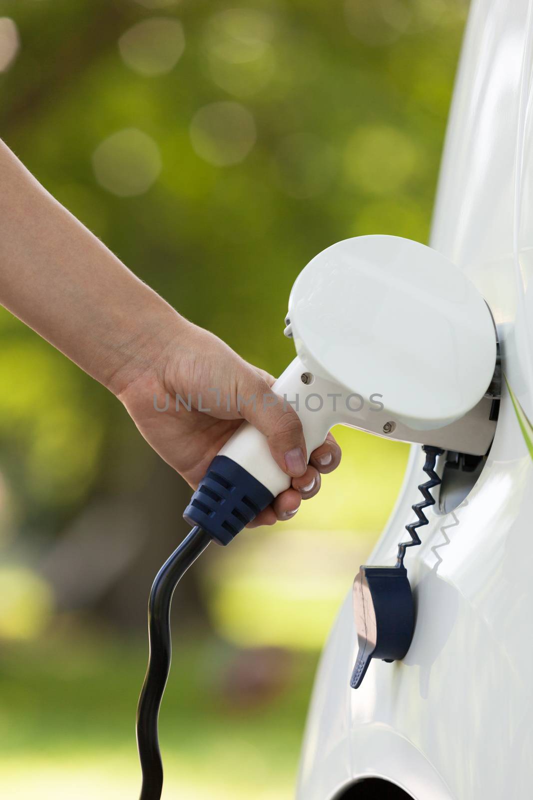 Charging an electric car