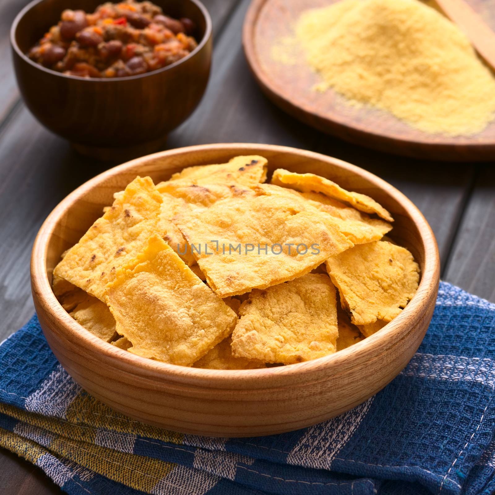 Homemade Baked Corn Chips by ildi
