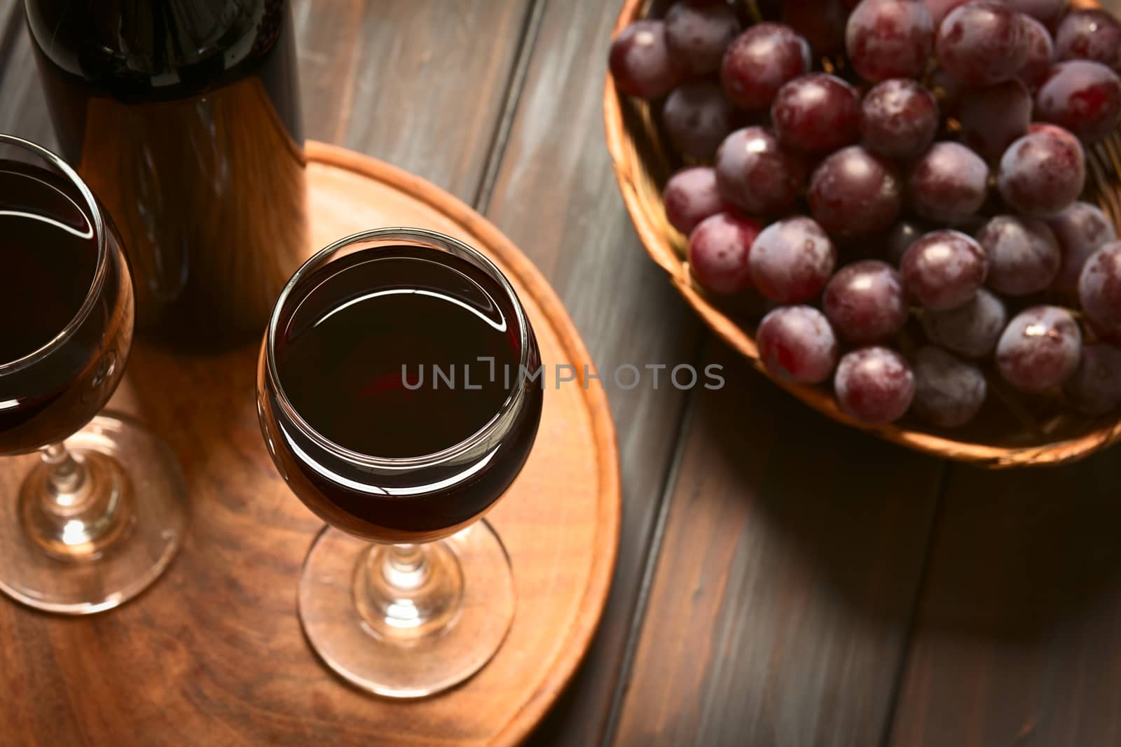 Red Wine and Grapes by ildi