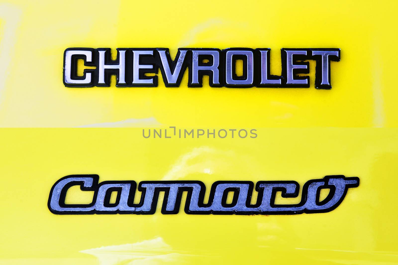 Chevrolet Camaro yellow by gillespaire