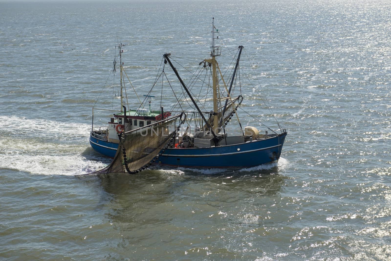 Dutch fishing boat by Tofotografie