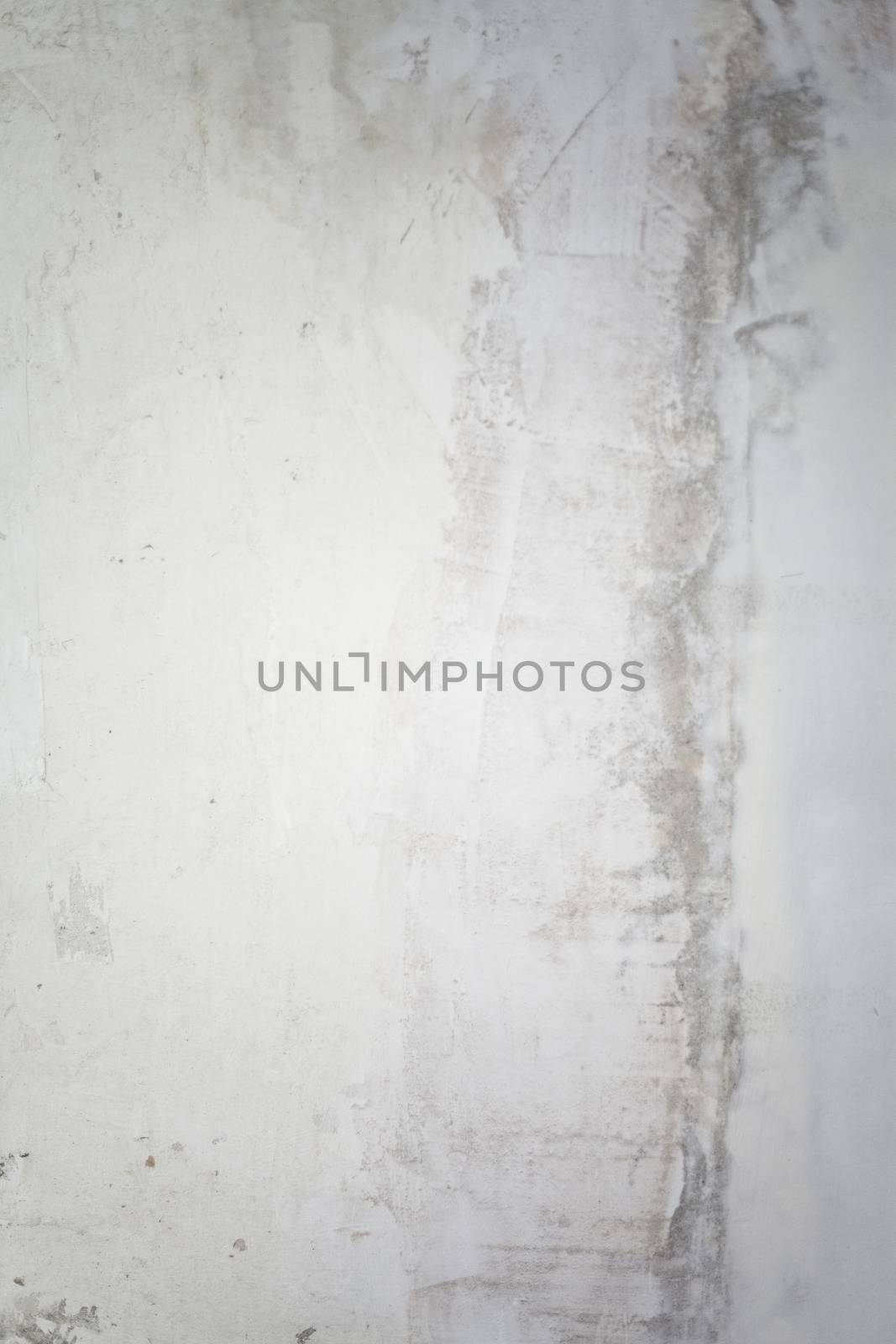 Grungy white concrete wall background by H2Oshka