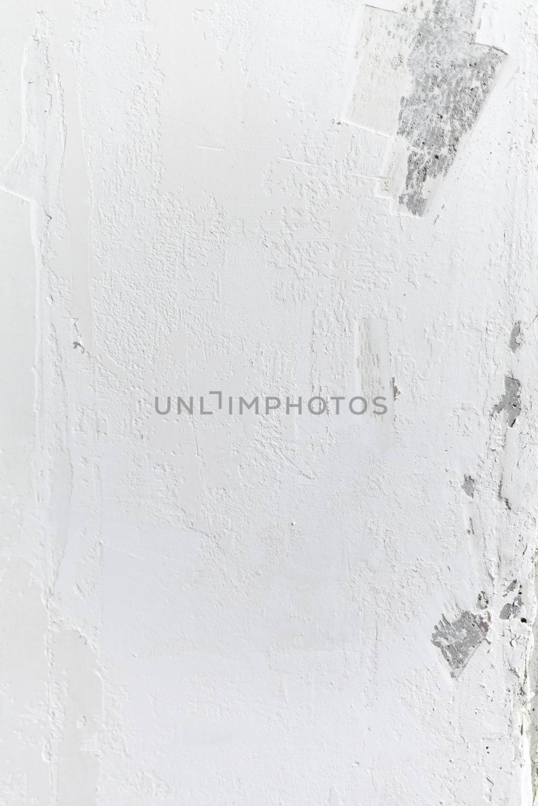 Grungy white concrete wall background by H2Oshka