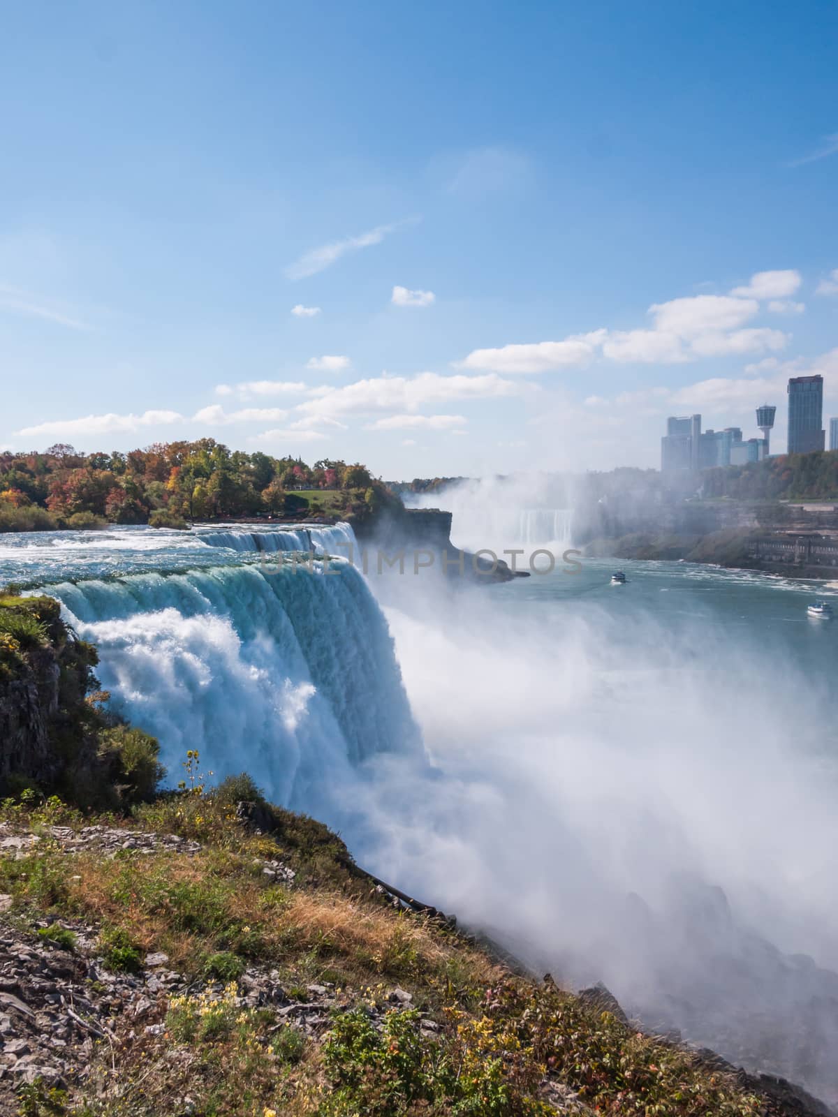 Niagara Falls in autumn, USA