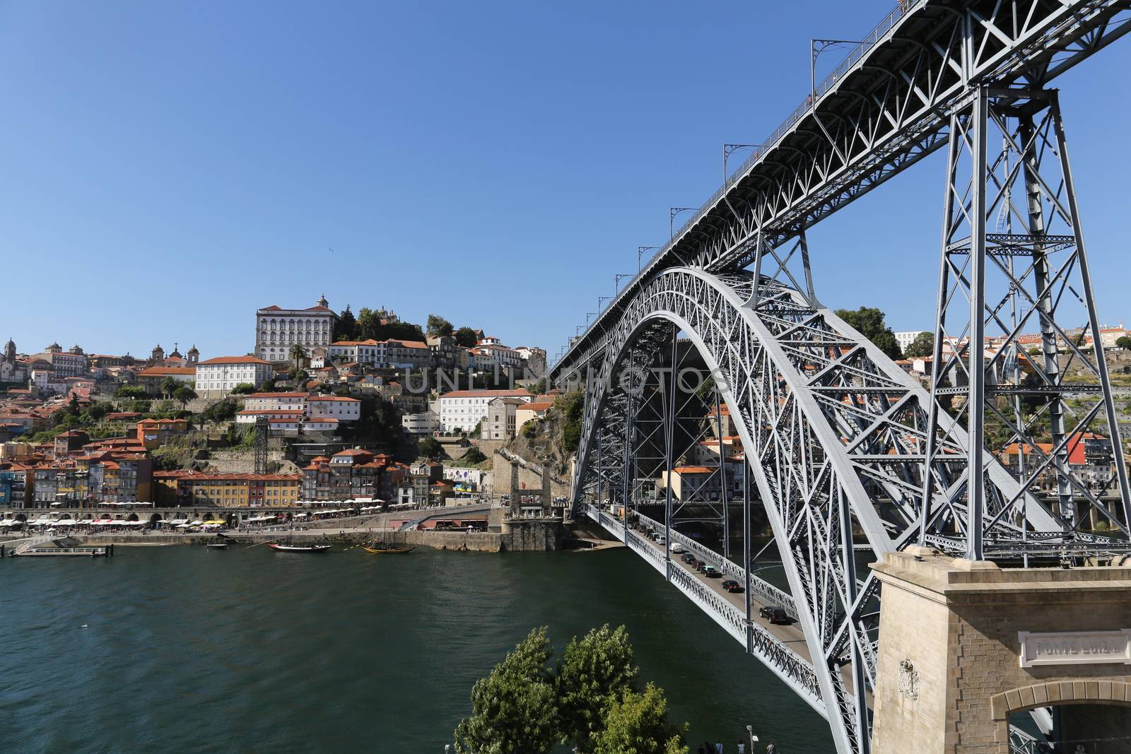 The Dom Luiz bridge in Porto, Portugal