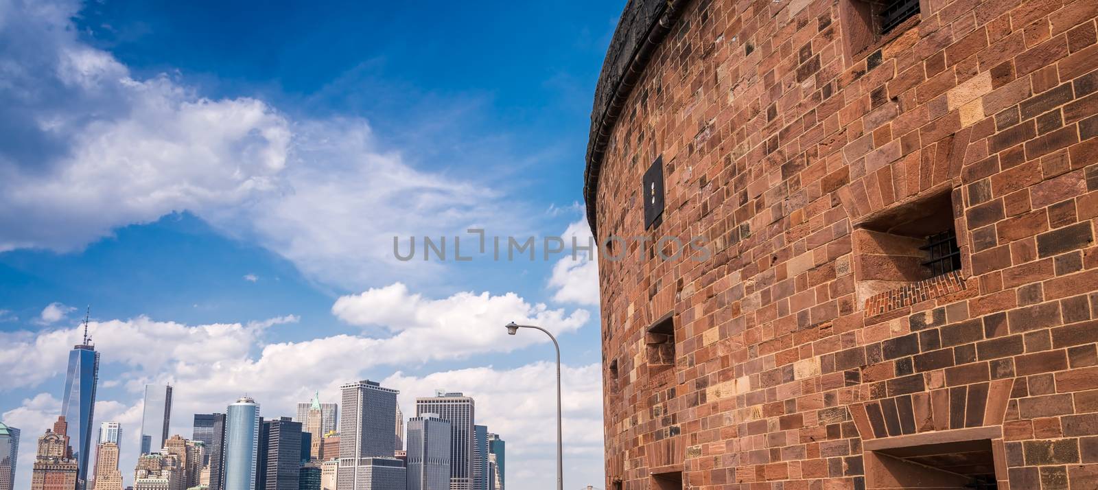 Lower Manhattan skyline from Governor's Island by jovannig