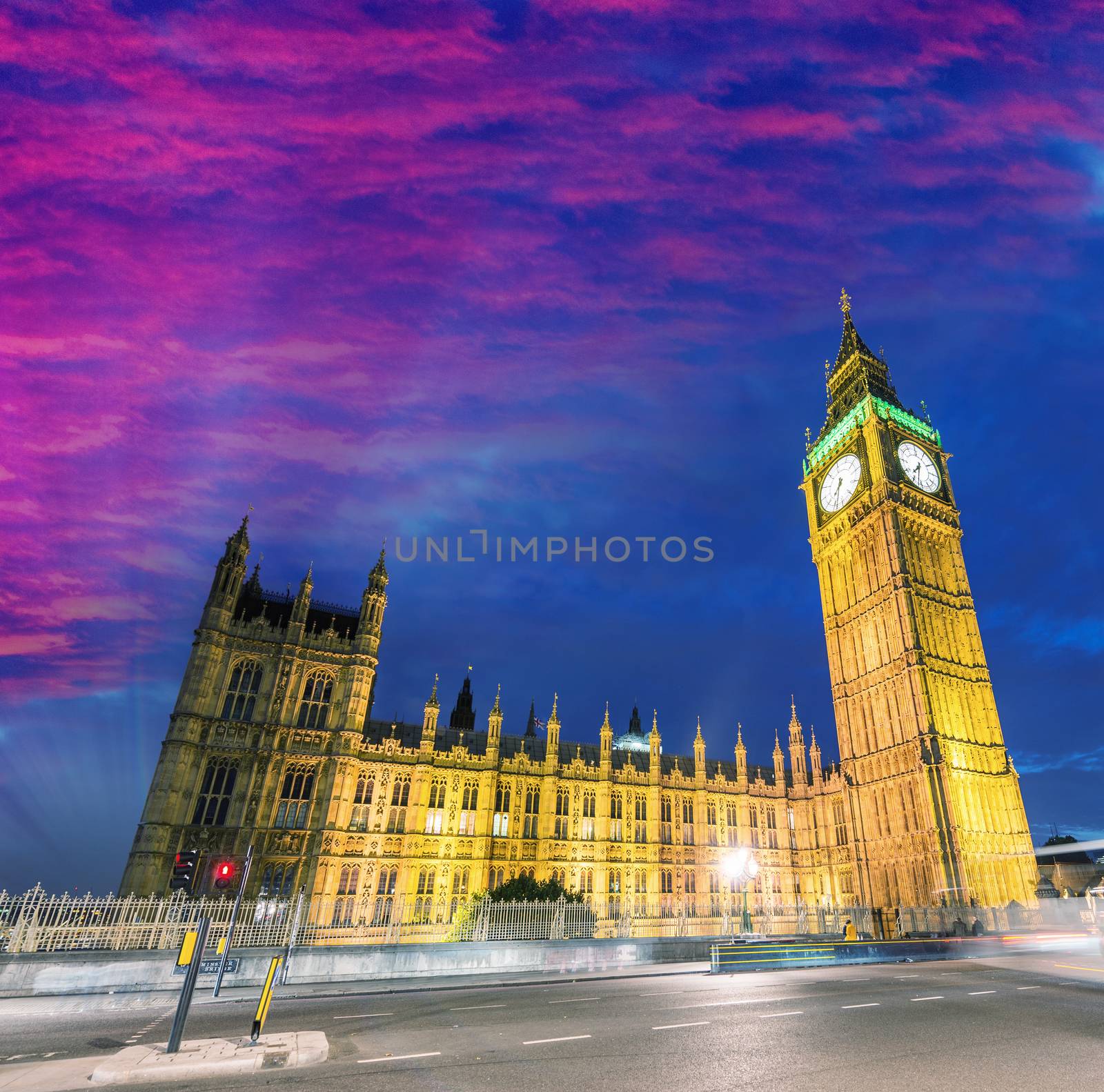 The Big Ben and Houses of Parliament at dusk, London.