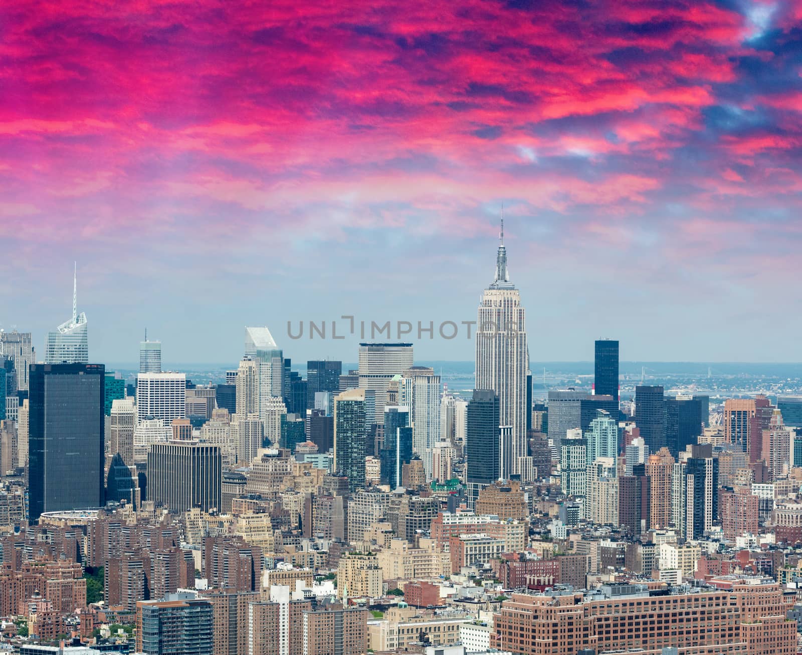 New York aerial cityscape.