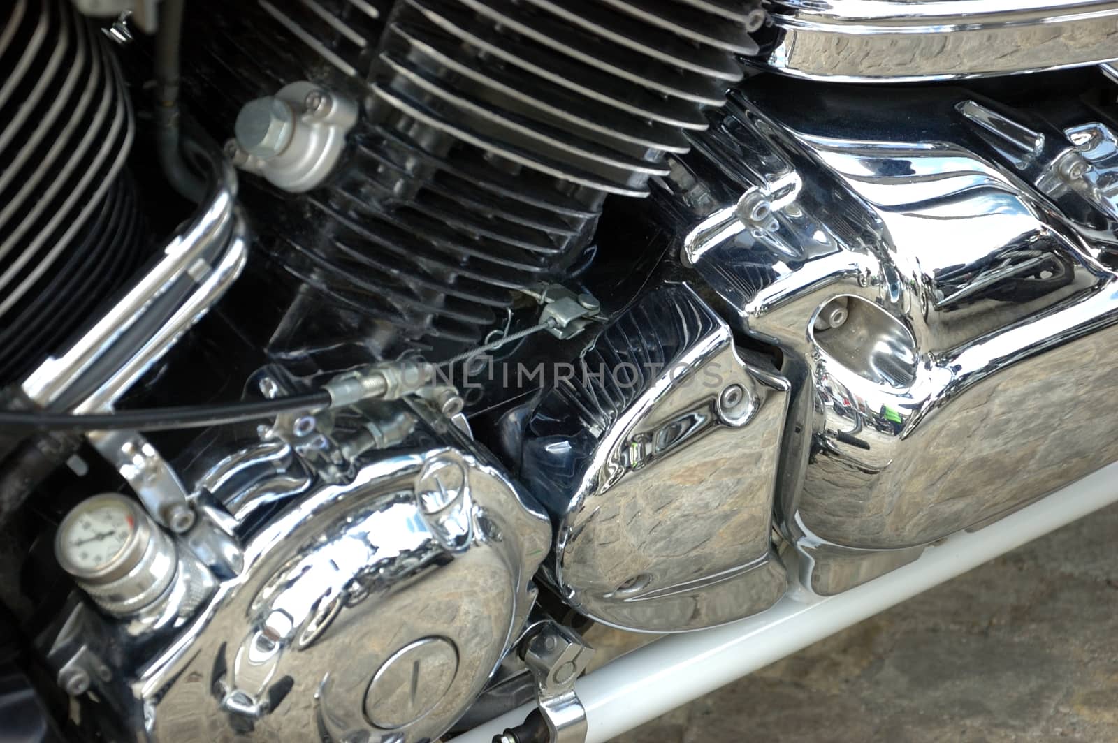 Closeup photo of motorbike by bartekchiny
