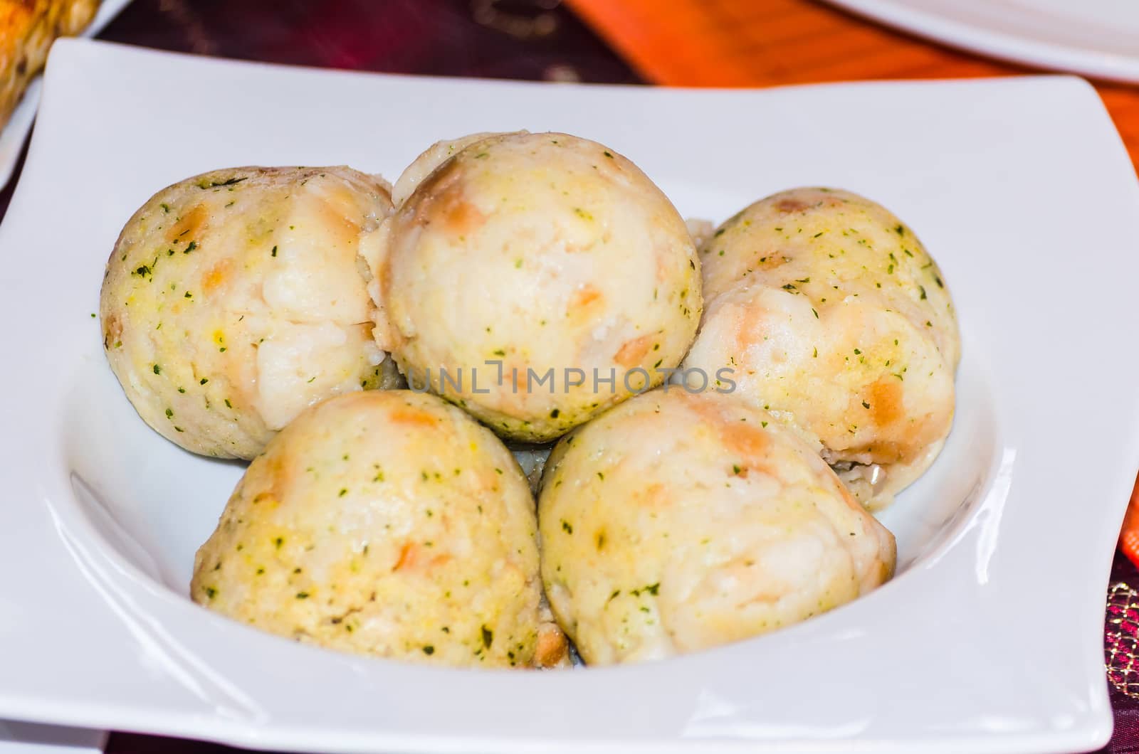 Potato dumplings a südldeutschesGerichte, usually served with roast pork.
