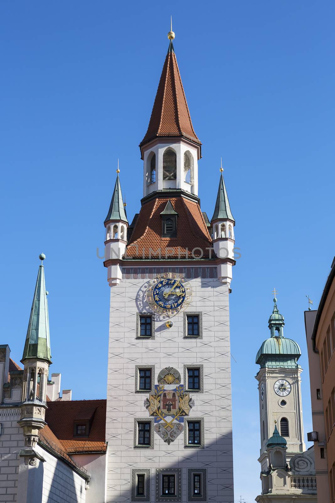 Historic bell tower in Munich by vwalakte