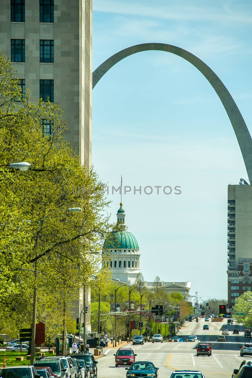 saint louis missouri downtown at daylight