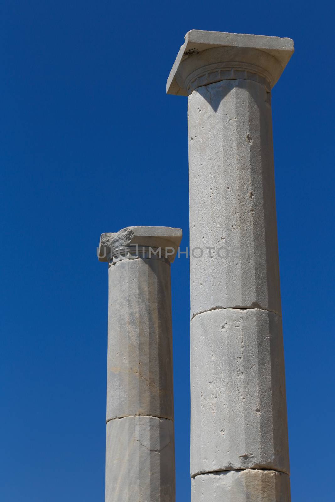 The island of Delos: an important archaeological site in Greece