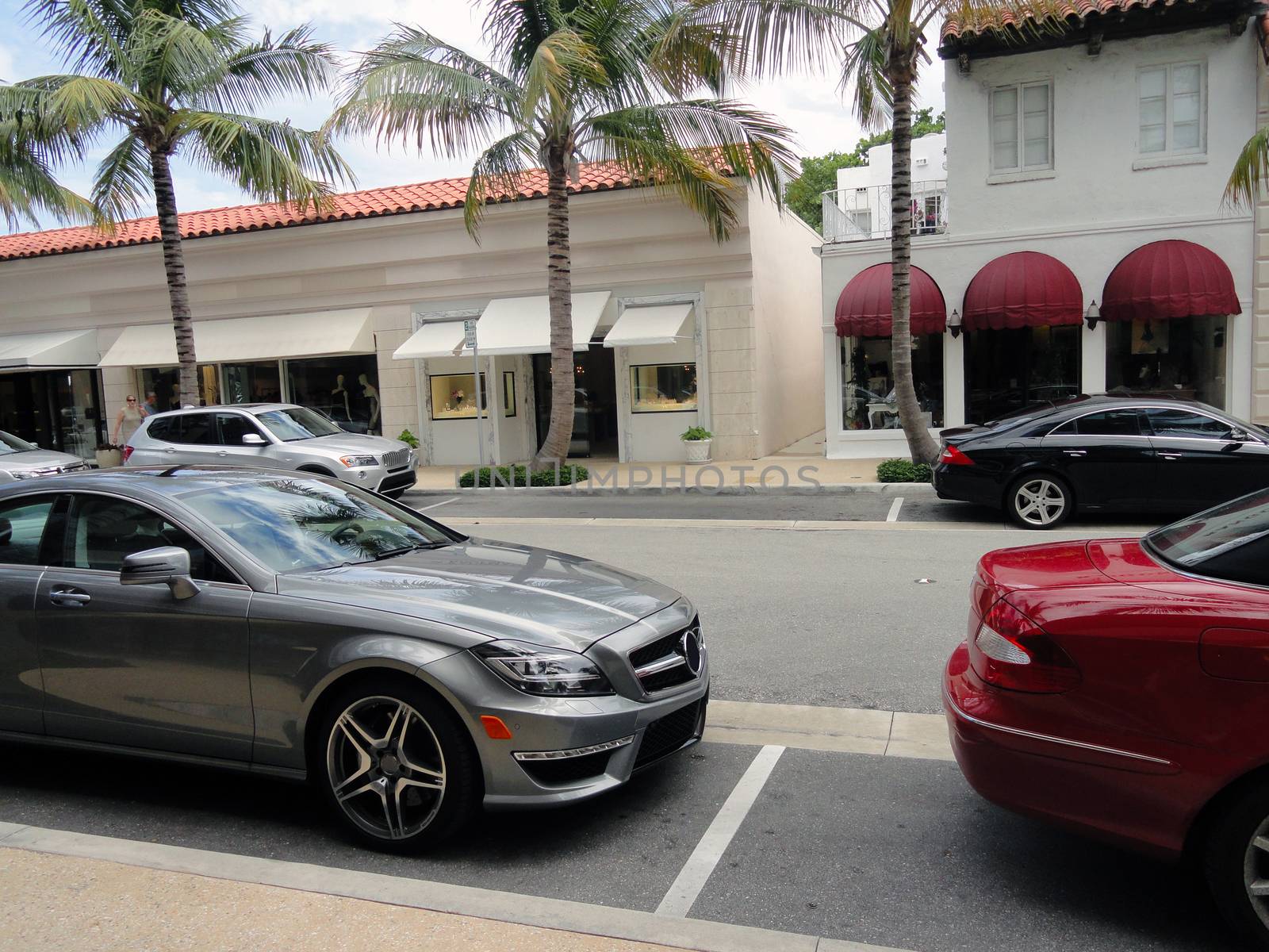 Luxurious cars - Worth Avenue of Palm Beach, Florida (USA)