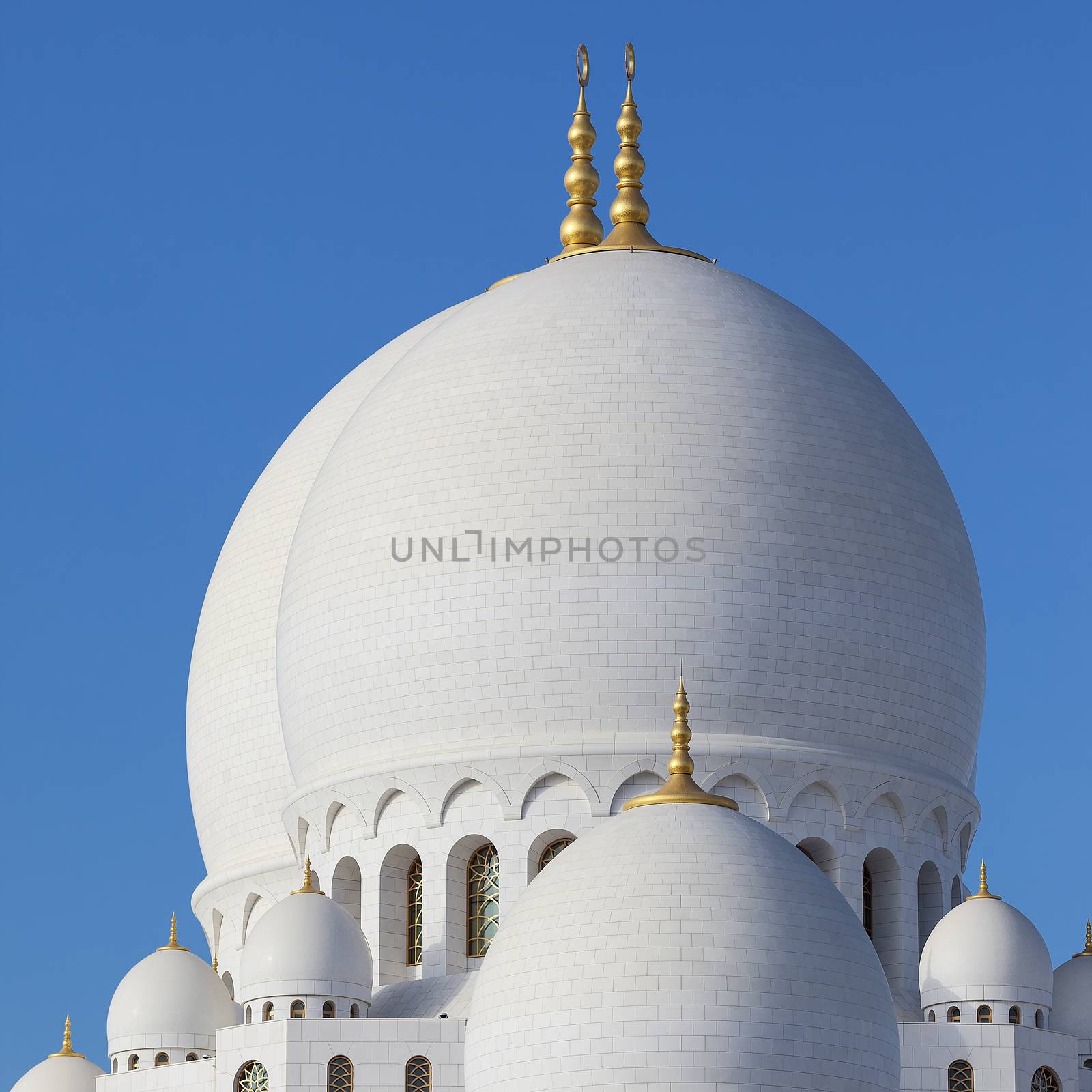 Part of Abu Dhabi Sheikh Zayed Mosque by vwalakte