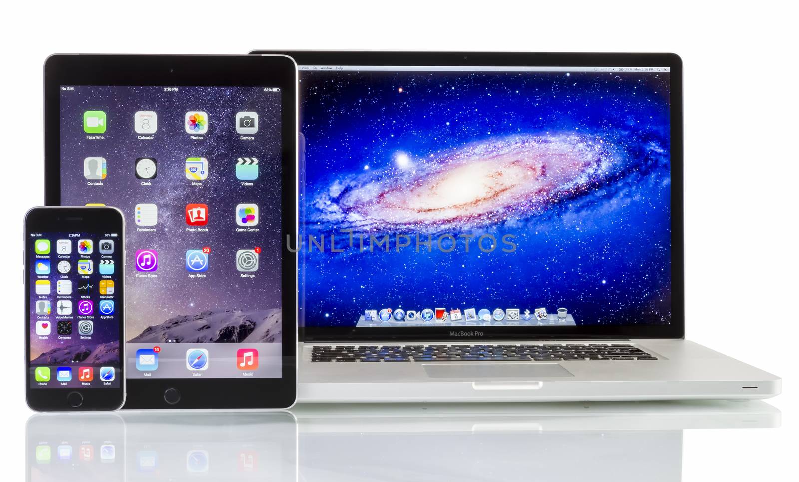 Apple  Macbook Pro, iPad Air 2 and iPhone 6 by manaemedia