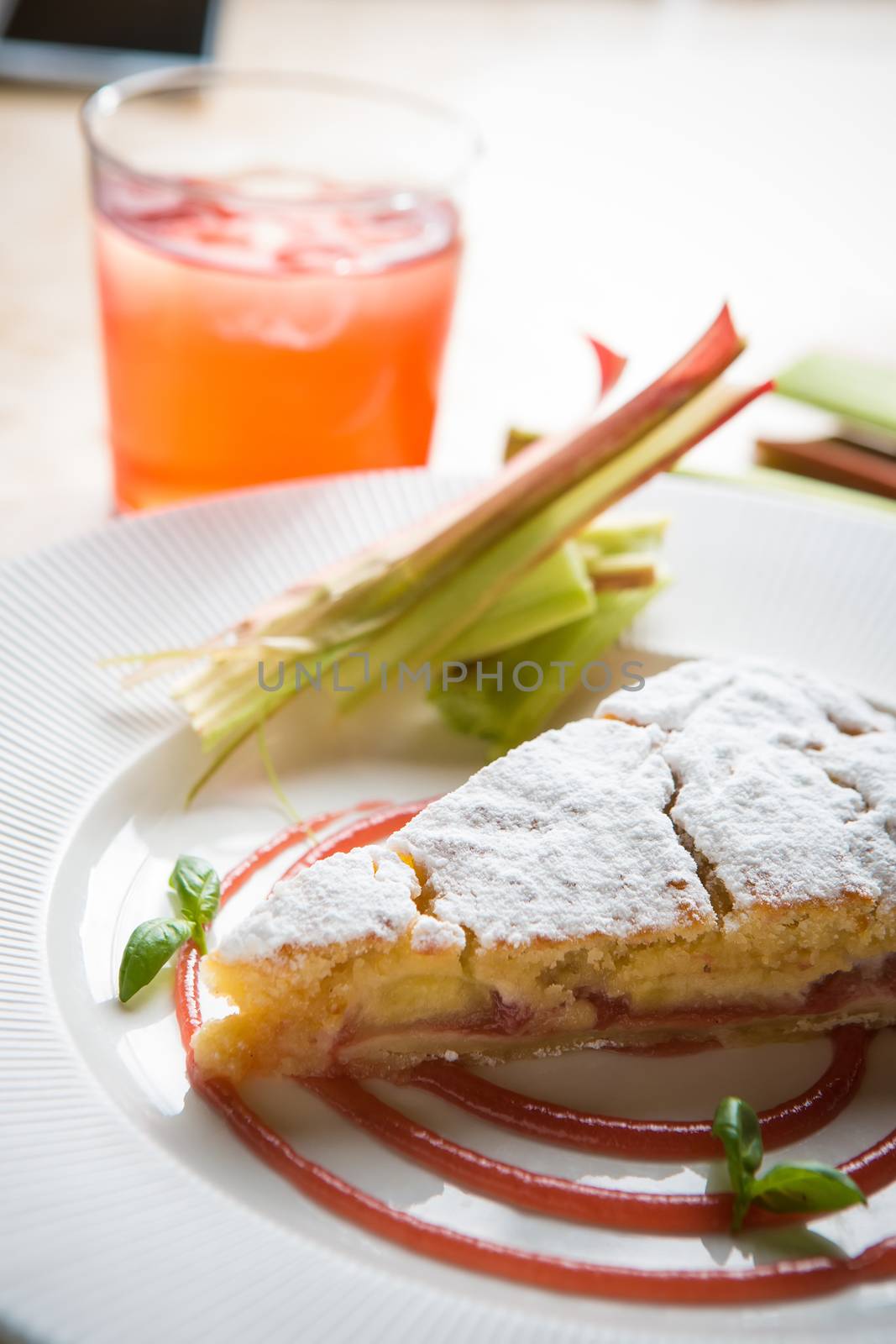 Rhubarb cake by sarymsakov