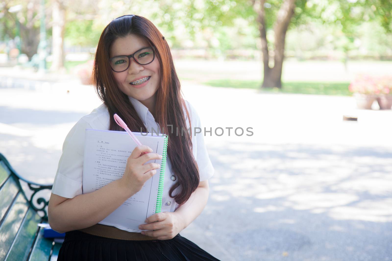Student wearing glasses that hold documents by a454