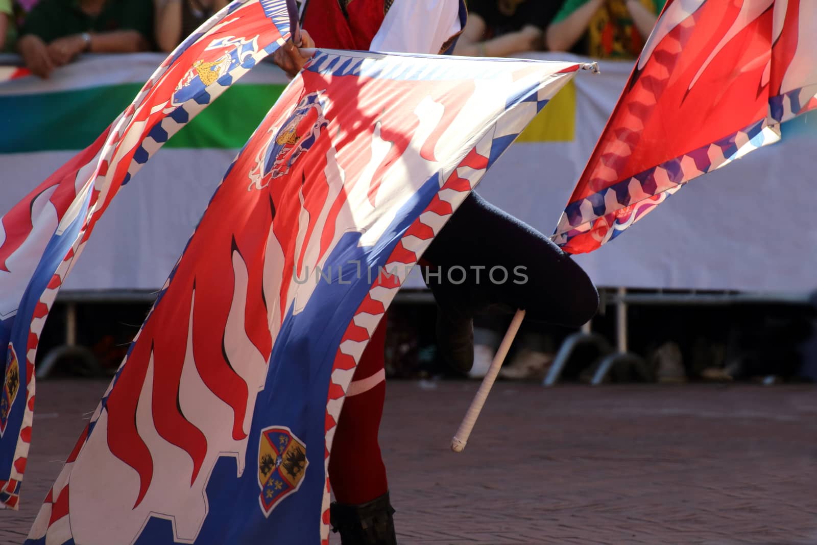 Palio, the city celebrates with competitions of the flag wavers and the parade of the districts