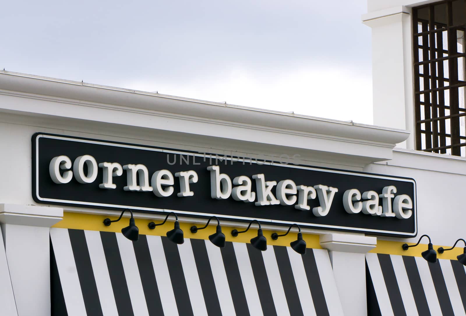 NORTHRIDGE, CA/USA - MAY 18, 2015: Corner Bakery Cafe exterior. Corner Bakery Cafe is a U.S. chain of fast causal cafes.