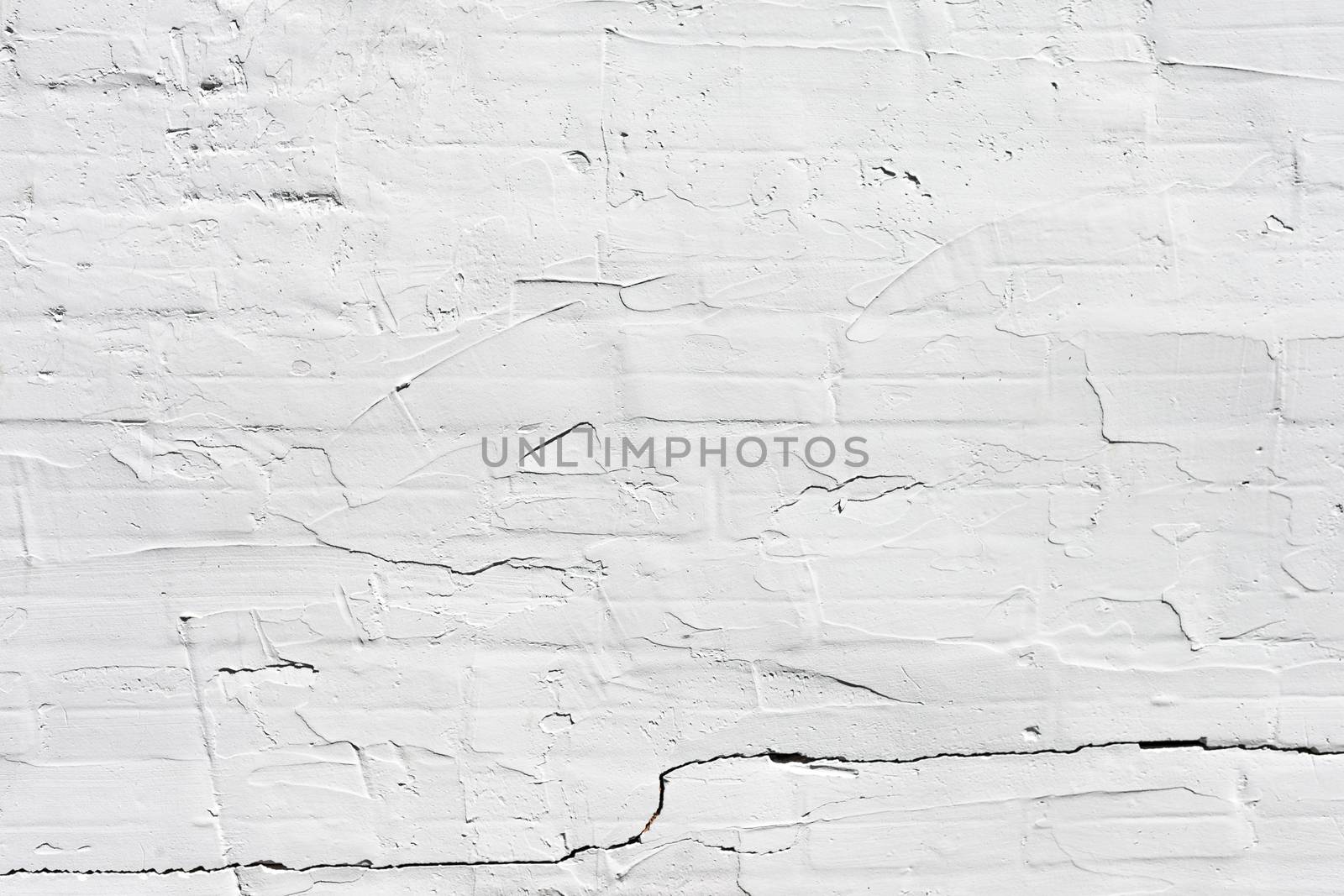 Grungy white concrete wall background by H2Oshka