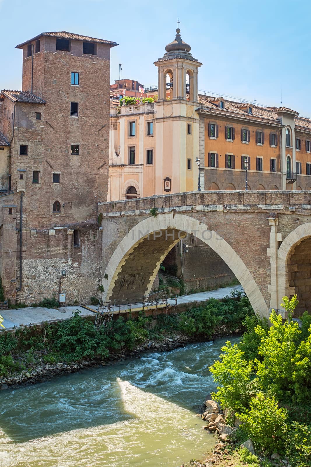 pons fabricius in tiber island