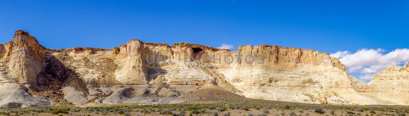 landscape scenes near lake powell and surrounding canyons