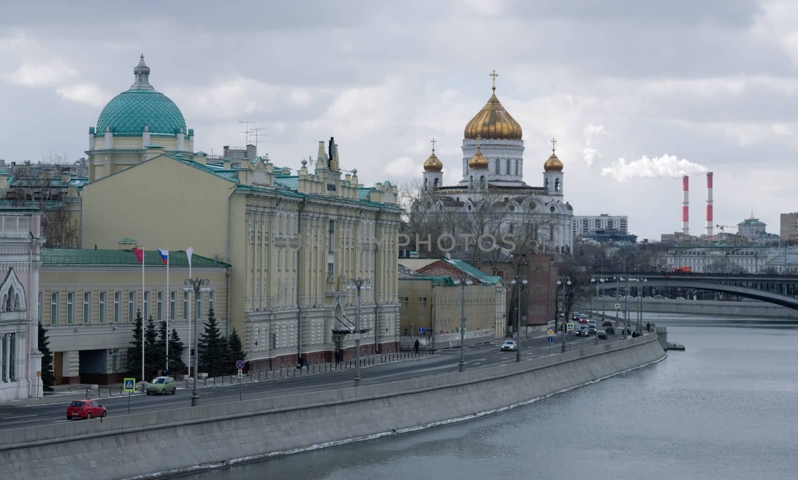 Sofia embankment in Moscow in early spring