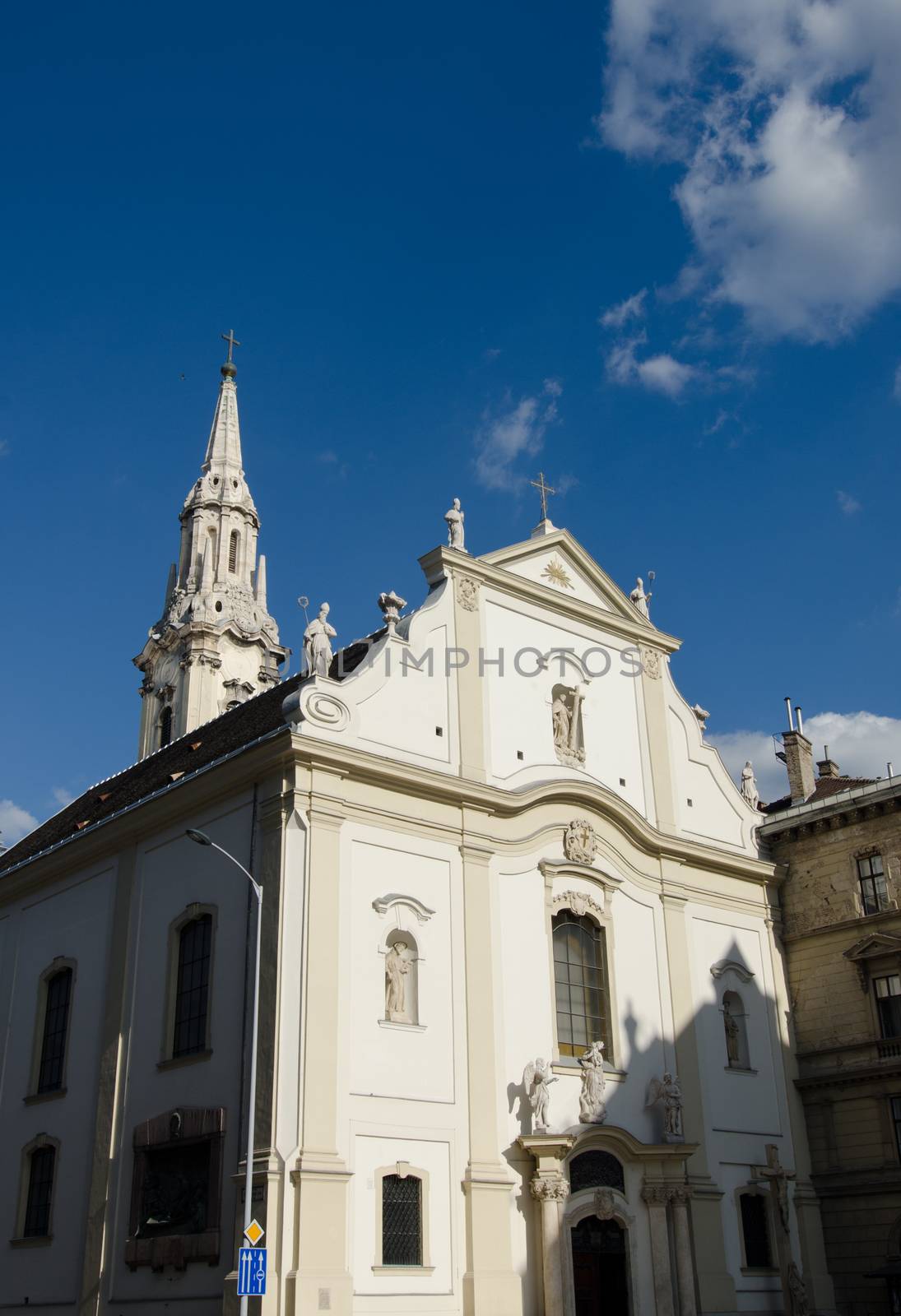 Franciscan church, Budapest by sarkao