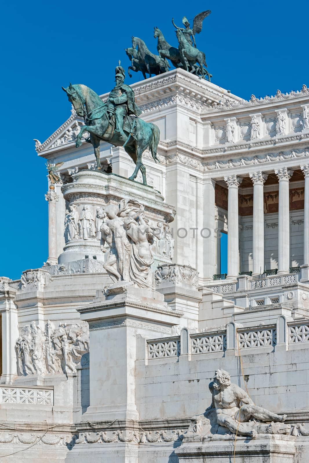 altar of the fatherland in rome by EnzoArt