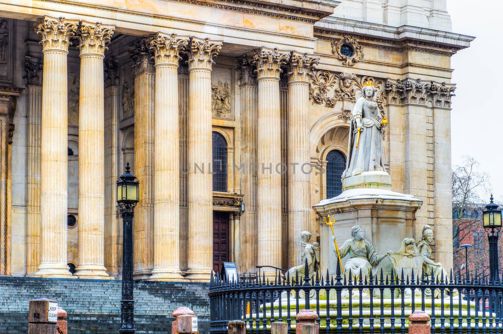 Monument of Queen Anne in front of St. Paul's Cathedral by PhotoLondonUK