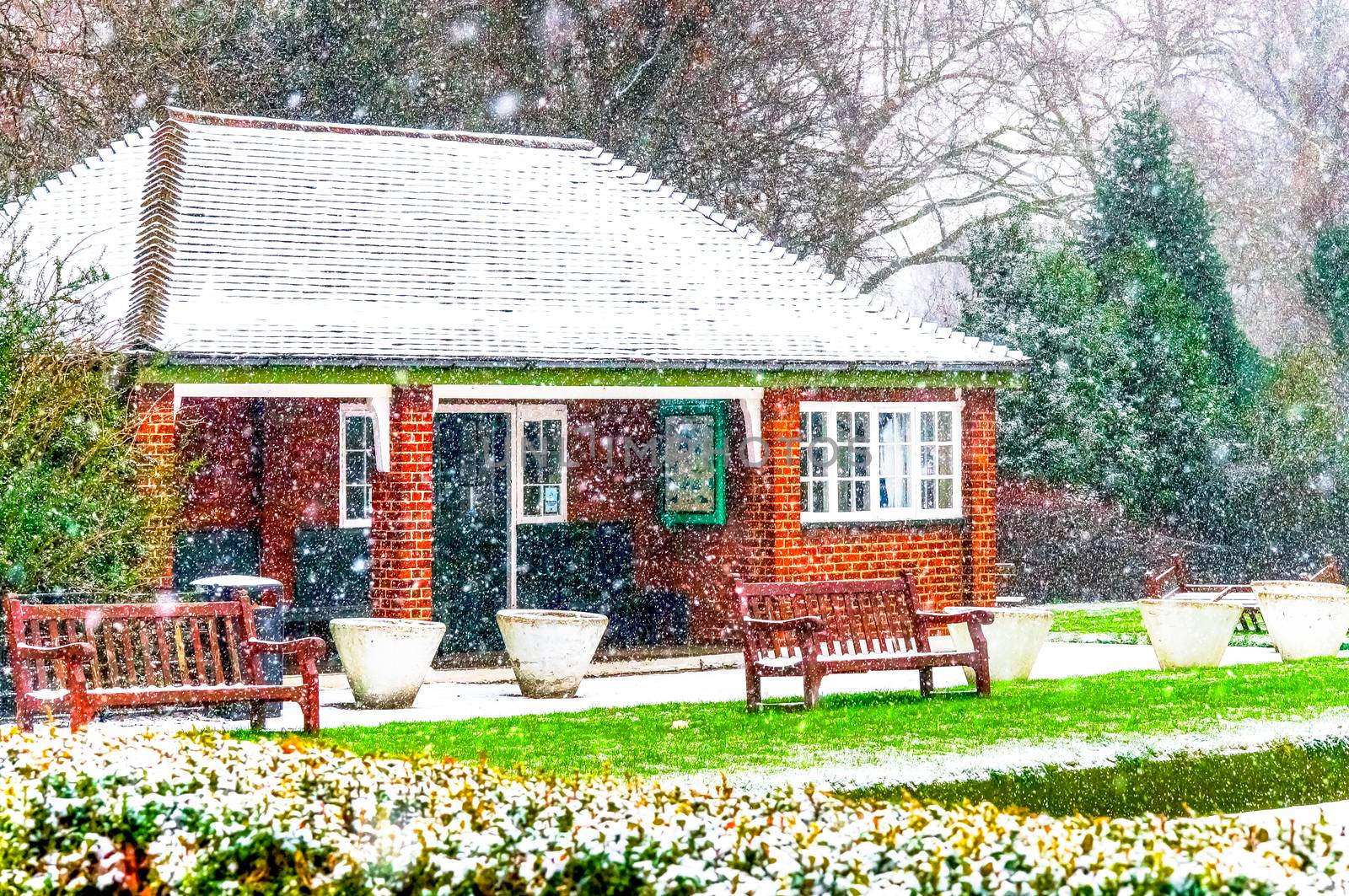 Redbrick House in Snow by PhotoLondonUK
