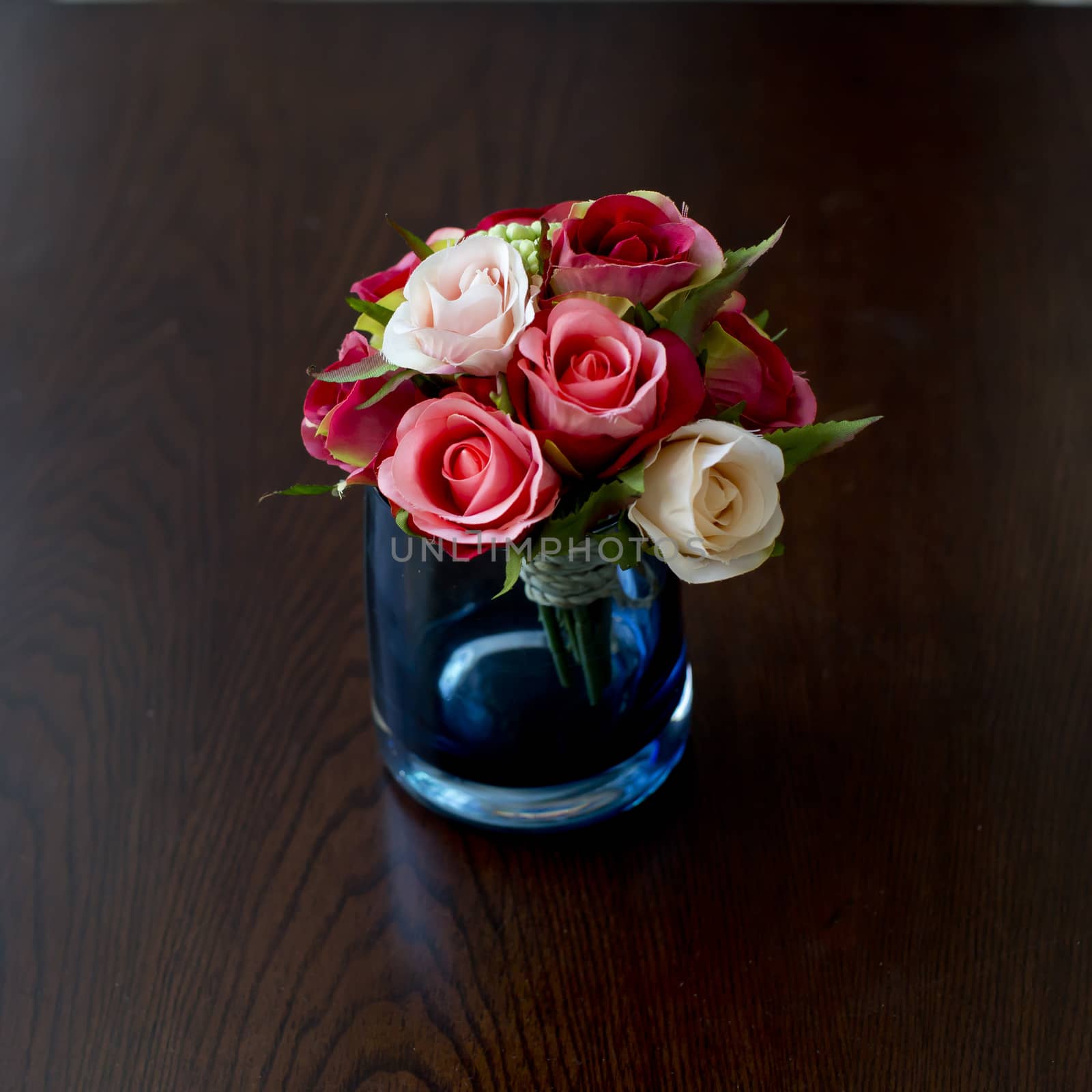 Glass vase with flowers, a beautiful ornament in a wedding