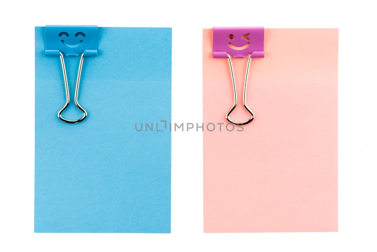smile clip with note on white background by urubank