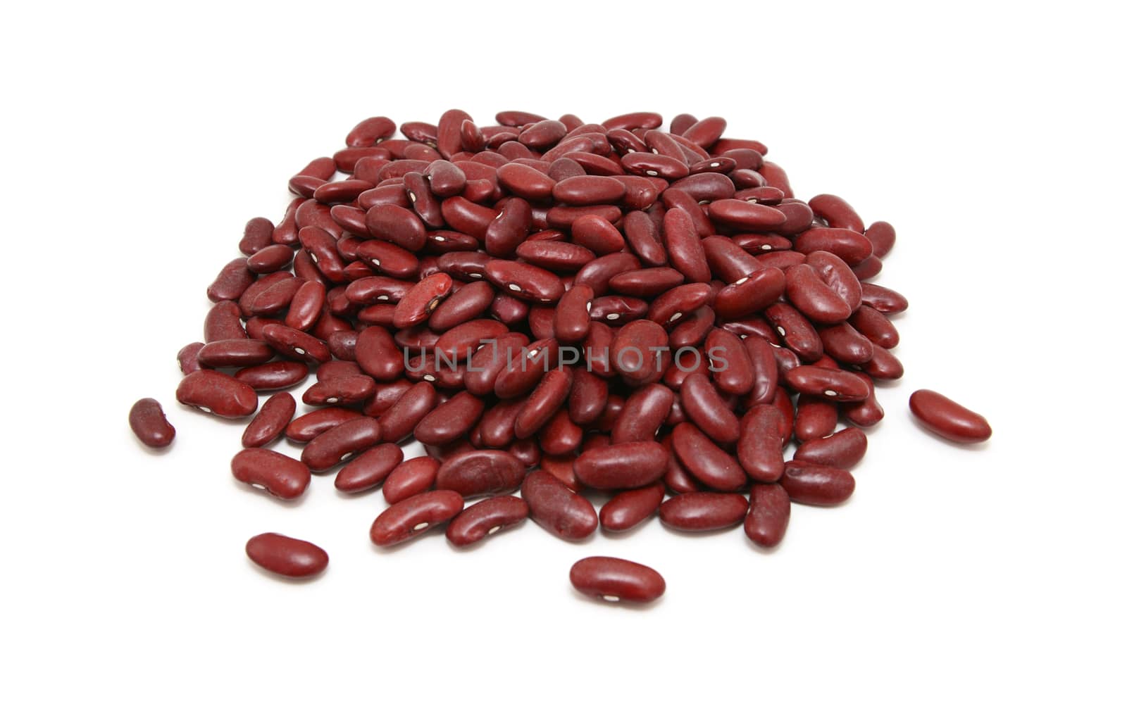 Dried red kidney beans, isolated on a white background