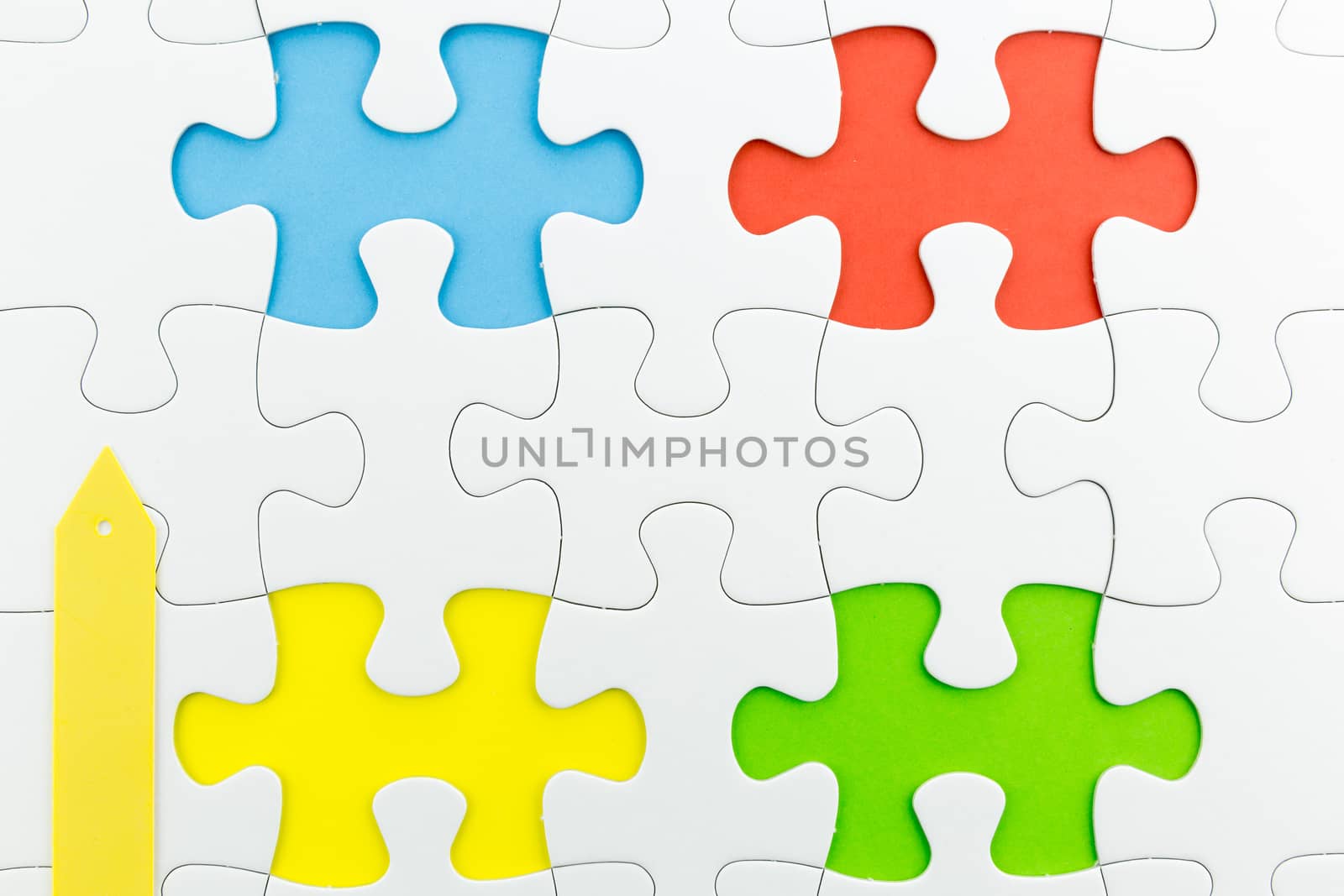 jigsaw puzzle use for business background by urubank