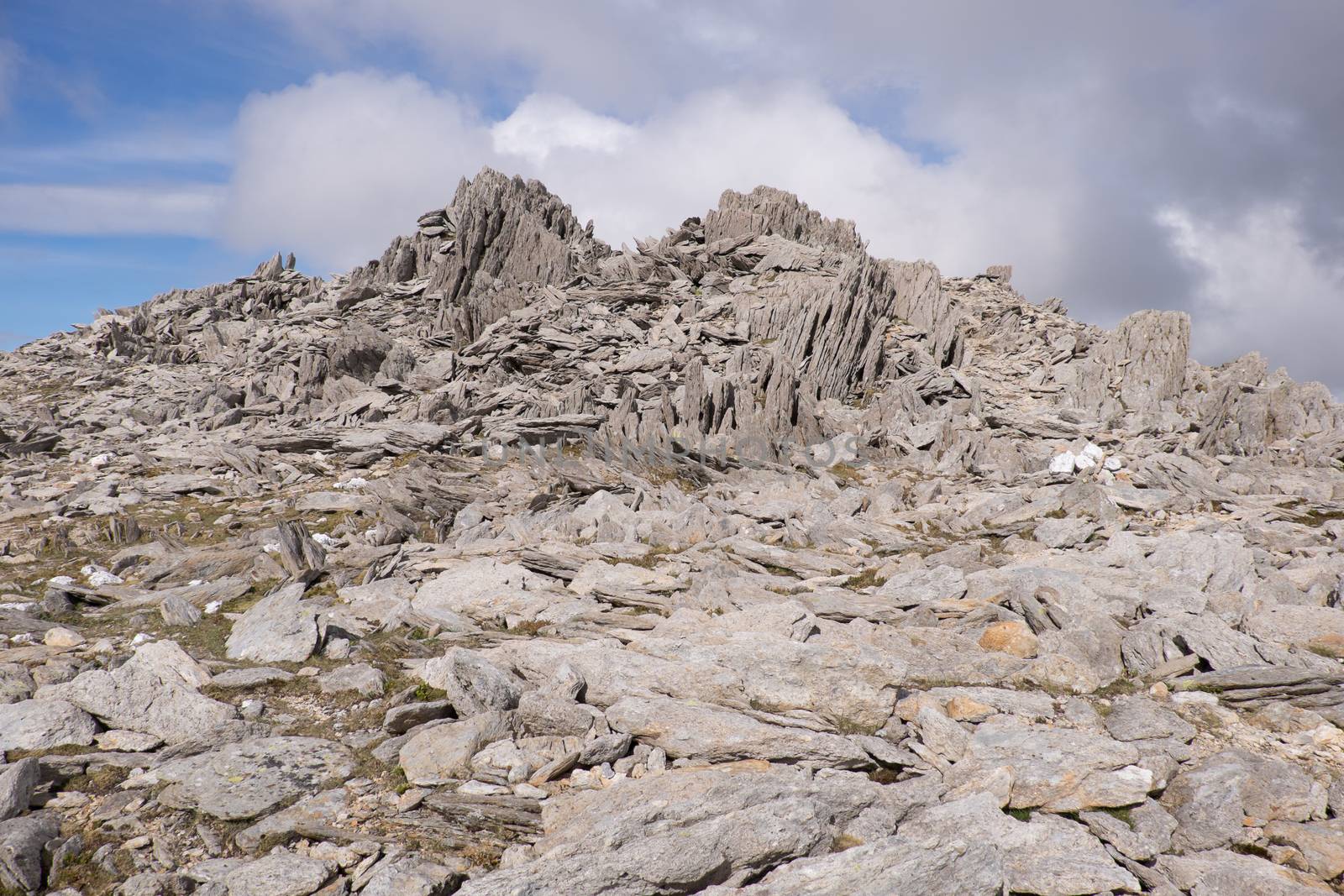 The broken rock features on the summit of Glyder Fawr, Snowdonia, Wales, UK.