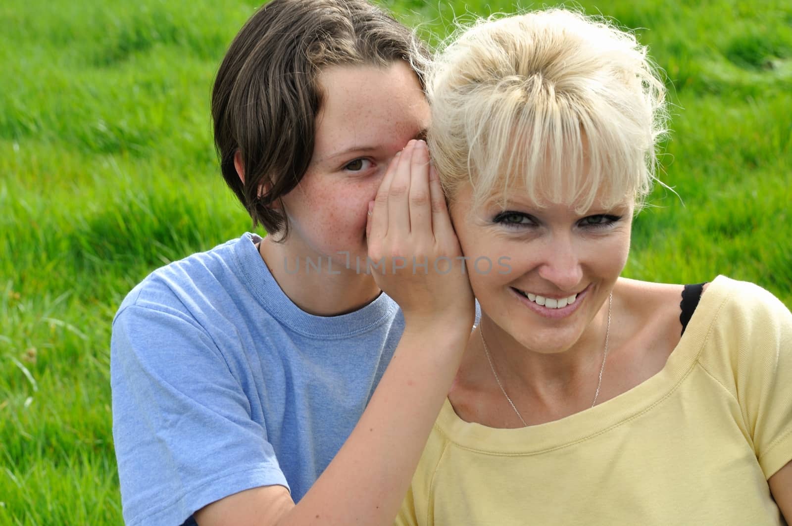 Complicity between mother and daughter