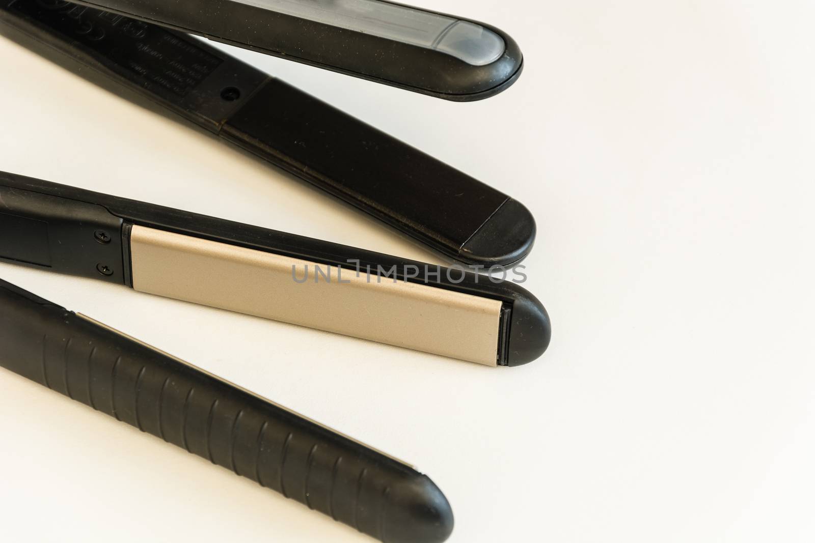 black and modern hair straightener