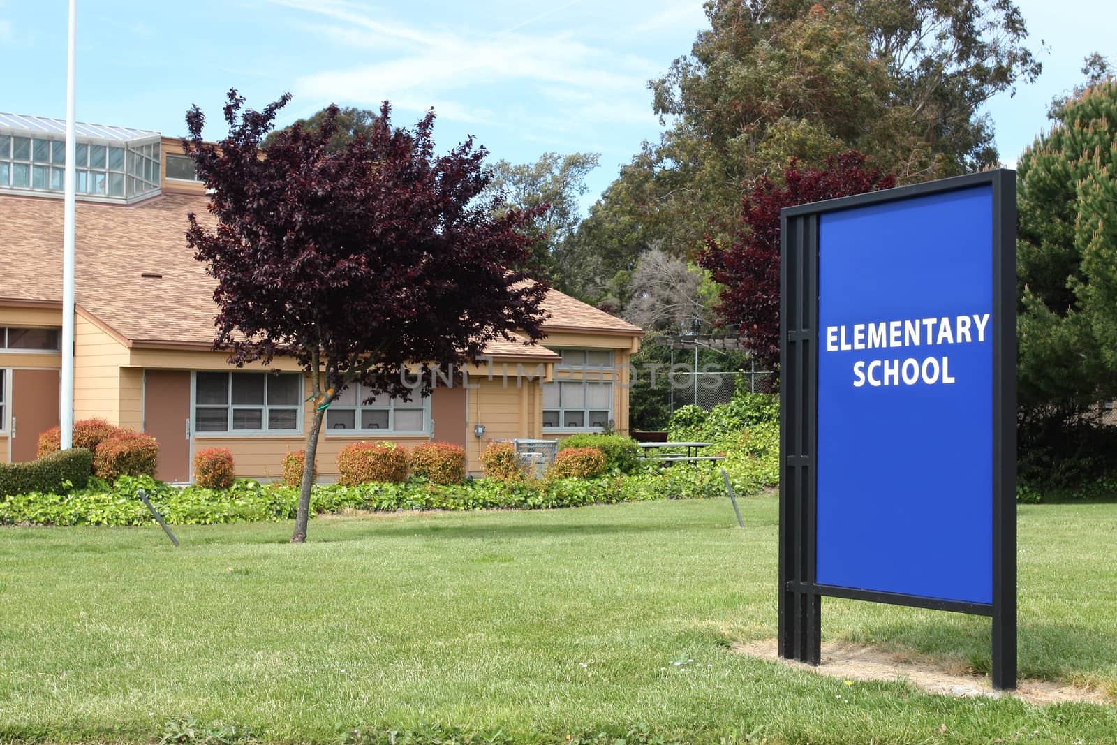 Big elementary school sign near entrance