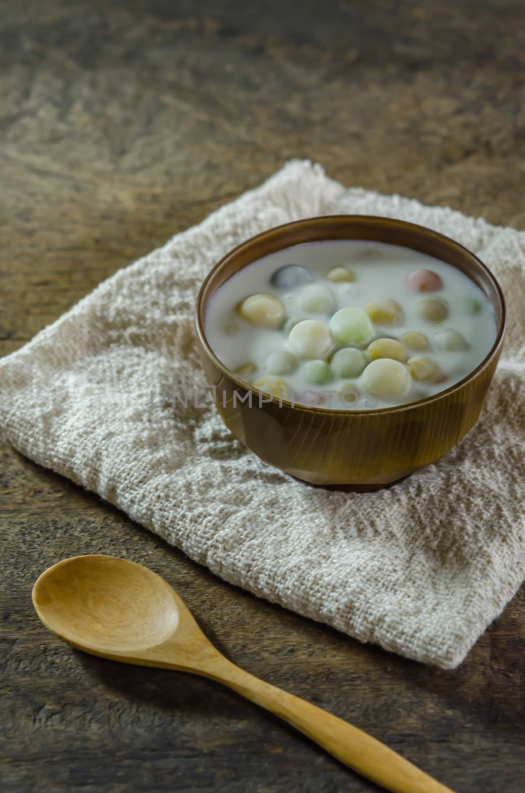 Bua Loy (Rice Dumplings in Coconut Milk) asian dessert