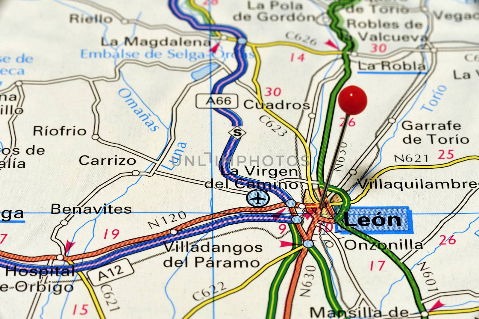 Europe cities on map series: León