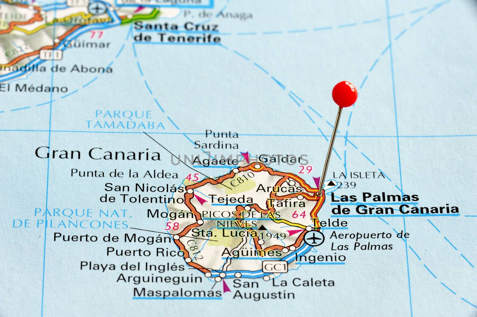 A red pushpointer pointing at Las Palmas, Gran Canaria, Spain.